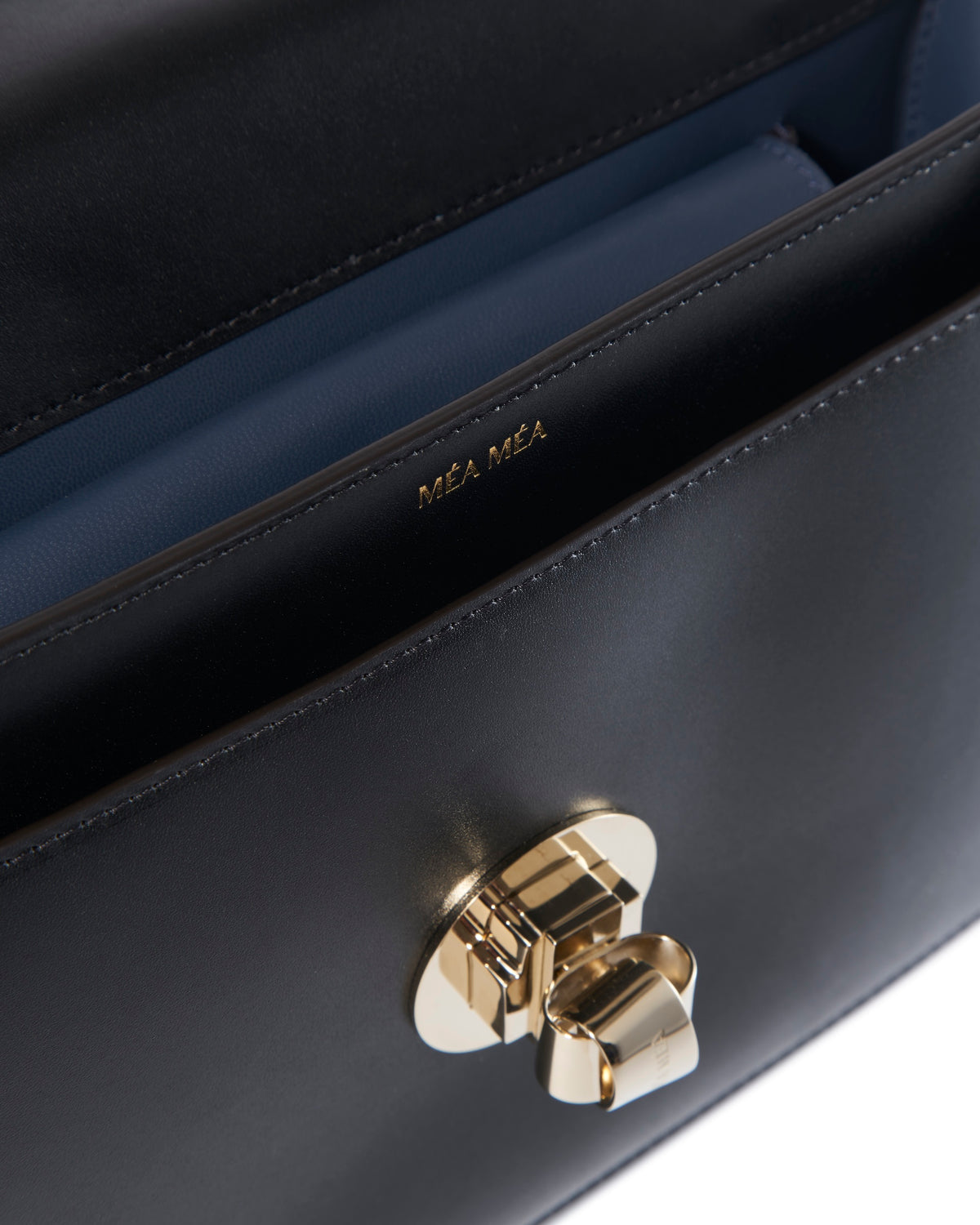 Alcyone | Onyx